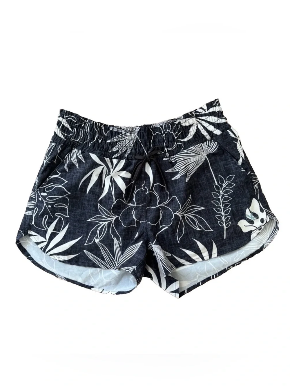 Carve Designs Short Board Shorts Black/White Floral Size S Drawstring Pocket - Picture 1 of 4